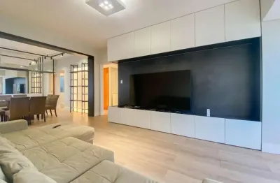 Apartamento mobiliado 2 dormitórios com closet e 2 vagas – duque de caxias