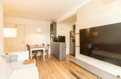 Apartamento à venda com 2 dormitórios, sacada e vaga no morro santana.