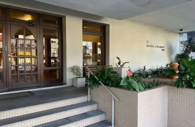 Apartamento com 3 quartos à venda na Rua Mariante, 940, Rio Branco, Porto Alegre