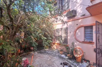 Casa com 5 quartos à venda na Rua Santos Neto, 40, Petrópolis, Porto Alegre