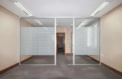 Sala comercial à venda na Avenida Benjamin Constant, 1066, São João, Porto Alegre