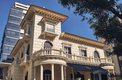 Barracão / Galpão / Depósito à venda na Rua Santo Inácio, 295, Moinhos de Vento, Porto Alegre