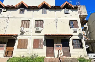 Casa em condomínio fechado com 2 quartos à venda na Avenida Monte Cristo, 100, Vila Nova, Porto Alegre