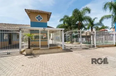 Casa em condomínio fechado no humaitá de 3 dormitórios 2 vagas e infra