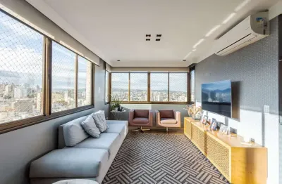 Andar alto, sol e vista definida são ponto forte deste belíssimo apartamento à venda de 3 dorm e 2 vagas indiv. cobertas no rio branco