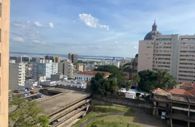 Apartamento com vista para o guaíba com 4 quartos, portaria e elevador no centro histórico