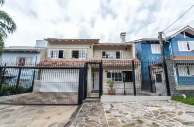 Casa com 4 quartos à venda na Avenida Cai, 865, Cristal, Porto Alegre