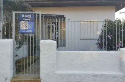 Casa com 2 quartos à venda na Rua Pedro Moacyr, 148, Glória, Porto Alegre