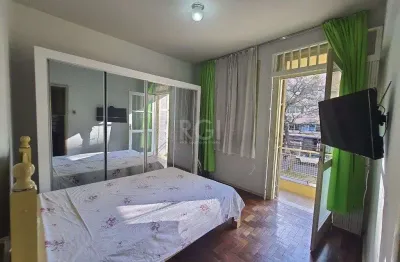 Apartamento com 2 quartos à venda na Avenida Venâncio Aires, 169, Azenha, Porto Alegre