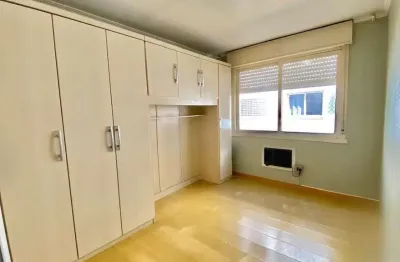 Apartamento com 2 quartos à venda na Rua Sapê, 302, Passo da Areia, Porto Alegre