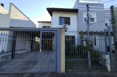 Casa em condomínio fechado com 4 quartos à venda na Rua Fernando Jorge Schneider, 137, Hípica, Porto Alegre