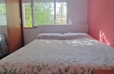 Apartamento 1 dormitório, todo reformado, semimobiliado em condominio fechado.