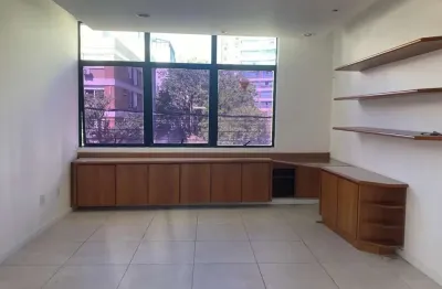 Barracão / Galpão / Depósito à venda na Avenida Érico Veríssimo, 813, Menino Deus, Porto Alegre