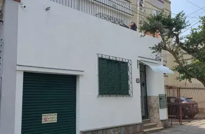 Casa com 3 quartos à venda na Rua Lobo da Costa, 86, Azenha, Porto Alegre