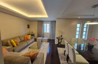 Casa 4 dormitórios 1 suite 3 banheiros piscina e churasqueira