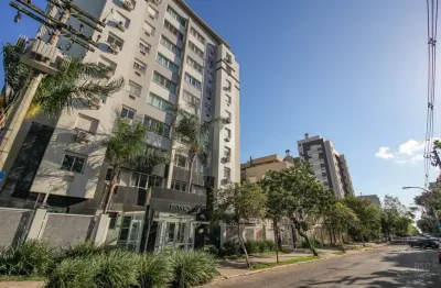 Apartamento de 3 dormitórios, 1 suíte e 2 vagas escrituradas no bairro tristeza.