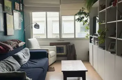 Vende-se apartamento com 2 quartos, 88m², churrasqueira e 1 vaga – santa cecília