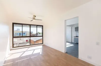Apartamento com 3 quartos à venda na Rua Padre Hildebrando, 585, Santa Maria Goretti, Porto Alegre