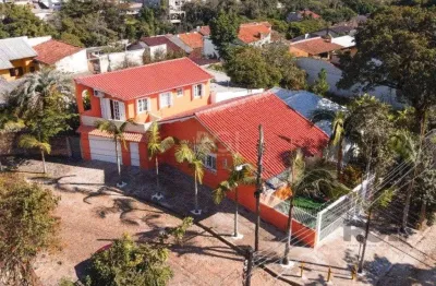 Casa com 3 quartos à venda na Rua Alfredo Varela, 305, Teresópolis, Porto Alegre
