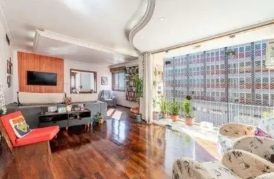 Apartamento com 3 quartos,1 suíte, elevador na independência.