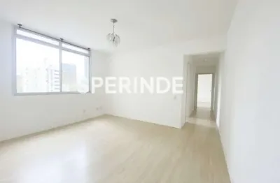 Ótimo apartamento de 02 dormitórios, área de serviço com banheiro auxiliar e 01 vaga de garagem no bairro boa vista