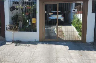 Casa com 2 quartos à venda na Rua Oscar Antunes de Oliveira, 329, Hípica, Porto Alegre