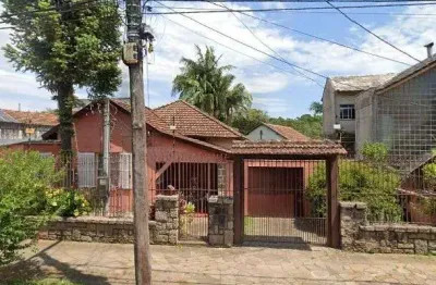 Casa de 03 dormitórios com suite à venda no bairro medianeira, porto alegre