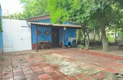 Casa a venda com 2 dormitórios no bairro belém novo - zona sul de porto alegre