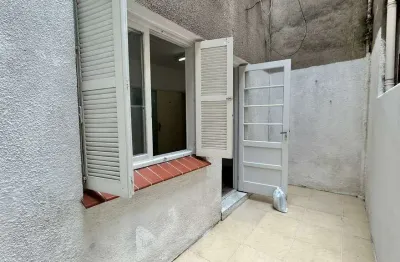 Apartamento JK-Loft, Garden à venda, a poucos metros da Redenção em Porto Alegre, RS