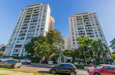 Apartamento com 3 dormitórios, 1 suíte, 1 vaga e elevador no Passo da Areia