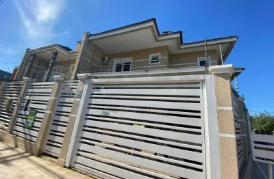 Casa de 3 quartos, 2 vagas de garagem cobertas no bairro Mato grande em Canoas.