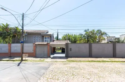 Casa Residencial à Venda no Bairro Guarujá, Porto Alegre, RS