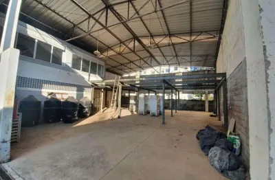 Galpão para locação em juiz de fora, são pedro, 2 banheiros