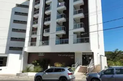 Studio para Locação em Juiz de Fora, Estrela Sul, 1 dormitório, 1 banheiro, 1 vaga