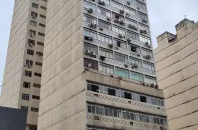 Sala Comercial para Locação em Juiz de Fora, Centro, 1 banheiro, 1 vaga