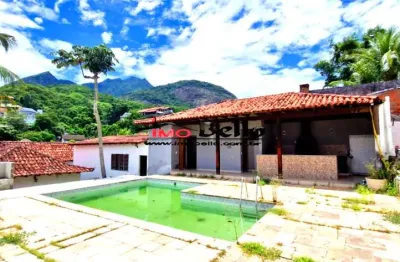 Imperdível casa à venda na freguesia jacarepaguá, rio de janeiro-rj: 5 quartos, 1 suíte, 3 salas, 5 banheiros, 4 vagas, 622m² de área!