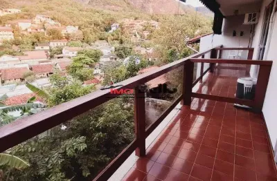 Casa de luxo em condomínio no anil, rio de janeiro-rj: 5 quartos, 1 suíte, 2 salas, 3 banheiros, 5 vagas, 487m².