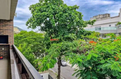 Apartamento à Venda ou Locação no Recreio dos Bandeirantes, Rio de Janeiro-RJ: 2 Quartos, 1 Suíte, 1 Sala, 2 Banheiros, 2 Vagas, 113m².