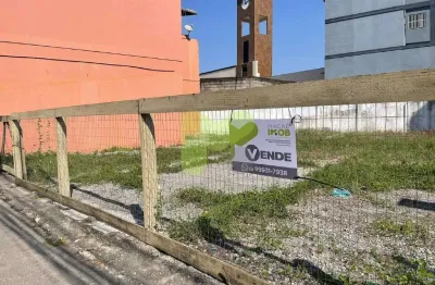 Terreno à venda na Rua Teixeira de Gouvêa, Centro, Macaé