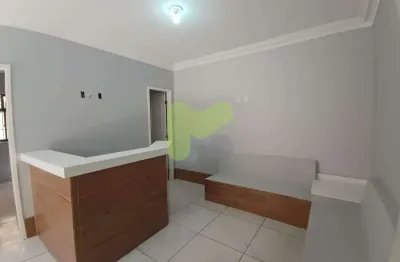 Sala comercial para alugar na Rua Visconde de Quissama, Centro, Macaé