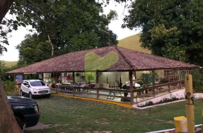 Sitio, residência clima de serra, areia branca em macaé