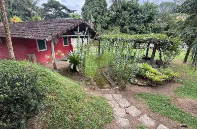 Chácara à venda na serra de macaé – beira rio, na figuiera branca