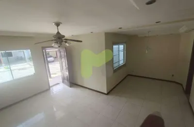 Alugo casa duplex em condomínio na granja dos cavaleiros
