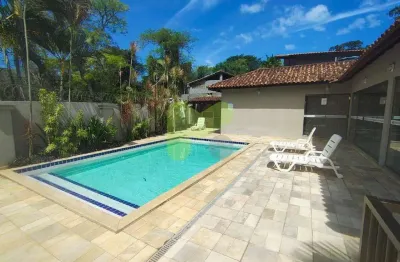 Casa residencial com 3 quartos, piscina e 3 vagas em granja dos cavaleiros, macaé