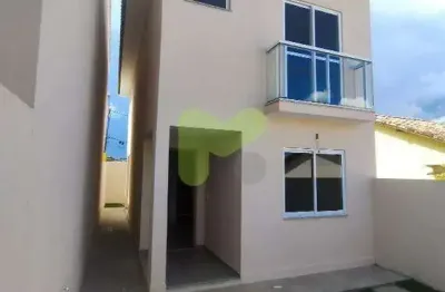 Casa Residencial à Venda em Granja dos Cavaleiros, Macaé - 2 Suítes, 3 Banheiros, 160m² de Terreno