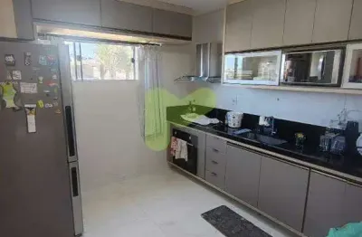 Casa com 4 quartos à venda na Avenida Ricardo Muylaert Salgado, Vale dos Cristais, Macaé