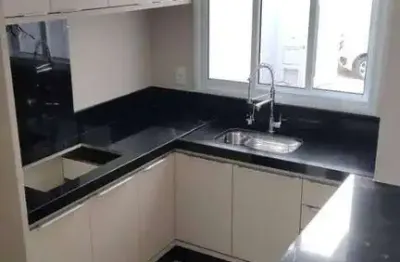 Casa com 3 dormitórios à venda, 105 m² por R$ 770.000 - Jardim Bonsucesso - Indaiatuba/SP