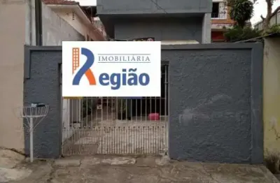 Sobrado em ótima localização na ponte rasa com 02 casas e 01 salão comercial