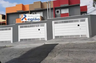 Lindo sobrado na região da vila matilde com 3 suítes e 2 vagas em excelente localização.