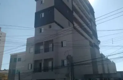 Lançamento na região da patriarca á 700 metros do metro patriarca